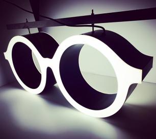 enseigne forme spécifiqueLUNETTE